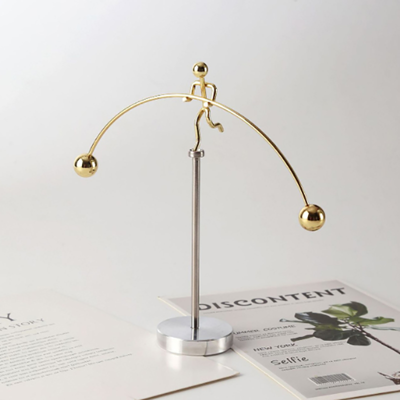 One-legged Iron Man Balance Pe - Gaming Accessories Decor 评论和价格