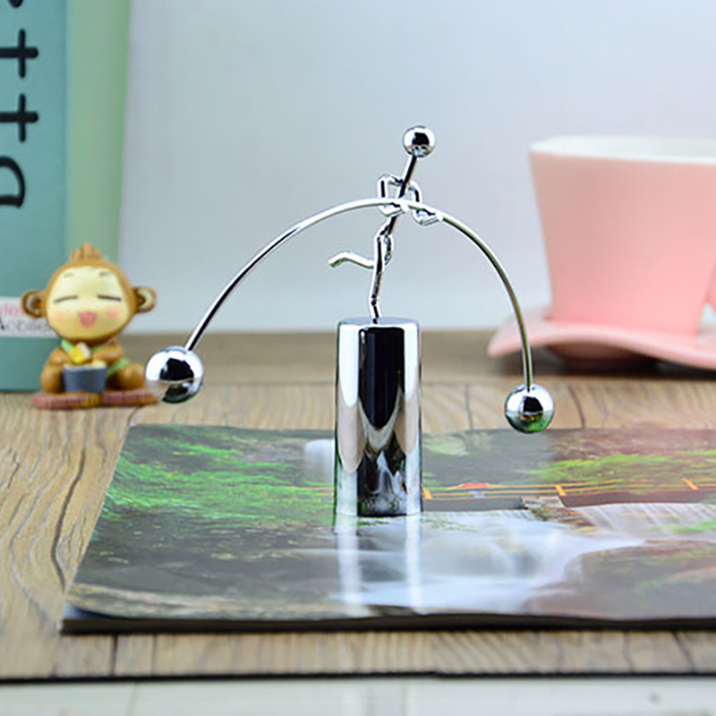 One-legged Iron Man Balance Pe - Gaming Accessories Decor 评论和价格